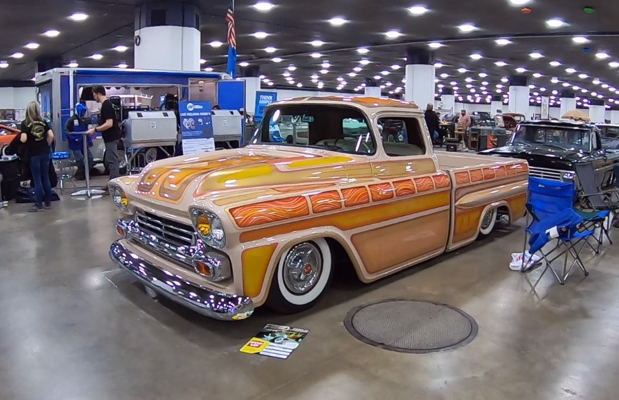 Wicked custom truck at Detroit Autorama. Awesome paint work.